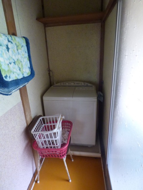 1階洗濯機スペース